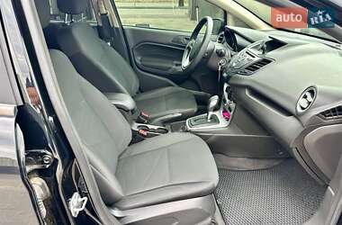 Хэтчбек Ford Fiesta 2019 в 