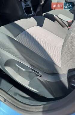 Хэтчбек Ford Fiesta 2010 в 
