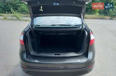 Седан Ford Fiesta 2017 в 