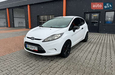 Хэтчбек Ford Fiesta 2010 в 