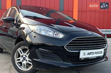 Хэтчбек Ford Fiesta 2018 в 