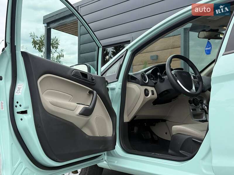 Хэтчбек Ford Fiesta 2019 в Ровно
