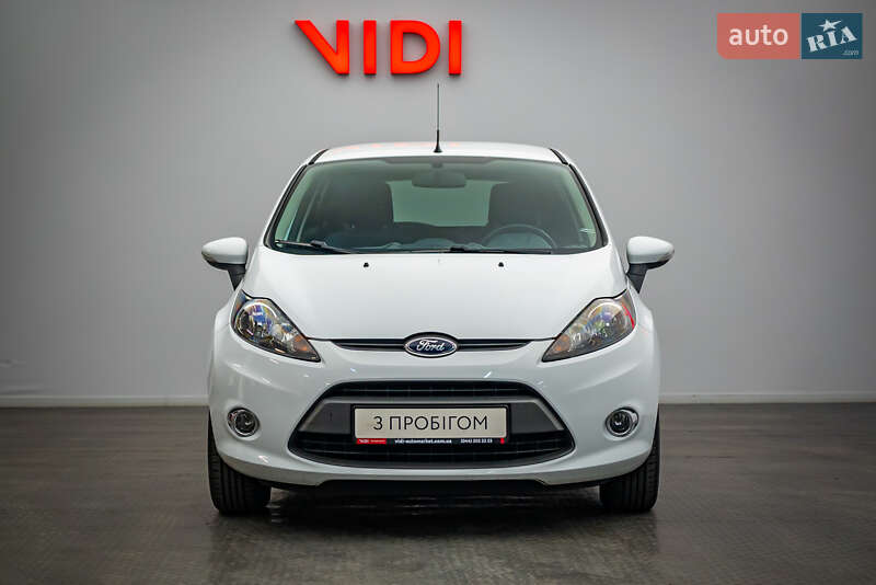 Хэтчбек Ford Fiesta 2011 в Киеве