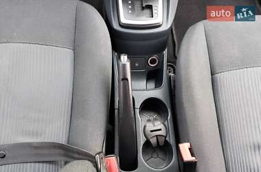 Хэтчбек Ford Fiesta 2011 в 