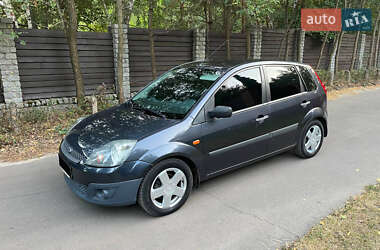 Хэтчбек Ford Fiesta 2008 в 