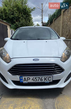 Хэтчбек Ford Fiesta 2014 в 