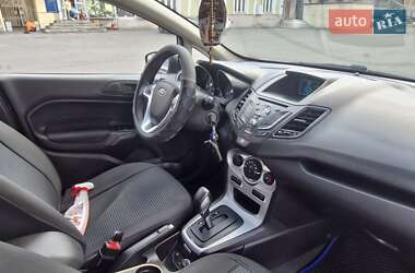Хэтчбек Ford Fiesta 2017 в 