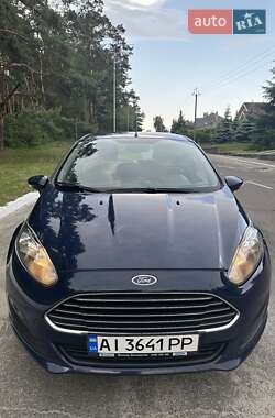Хэтчбек Ford Fiesta 2013 в 