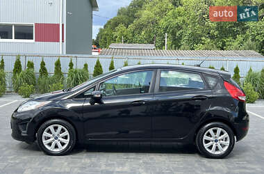 Хэтчбек Ford Fiesta 2013 в 
