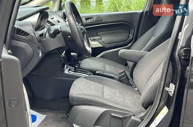 Хэтчбек Ford Fiesta 2013 в 