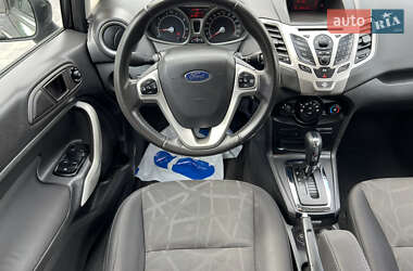 Хэтчбек Ford Fiesta 2013 в 