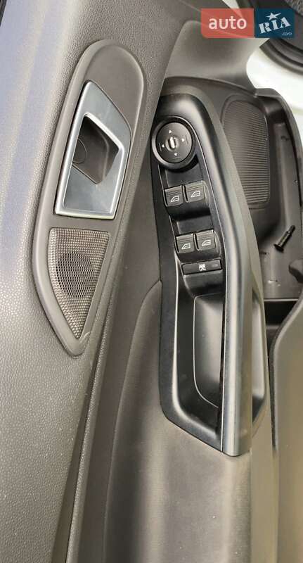 Хэтчбек Ford Fiesta 2013 в Чернигове