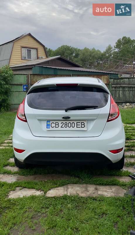 Хэтчбек Ford Fiesta 2013 в Чернигове
