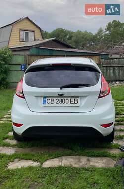 Хэтчбек Ford Fiesta 2013 в 