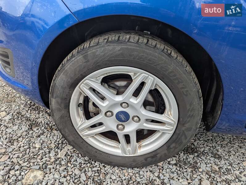 Седан Ford Fiesta 2019 в Ровно