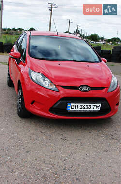 Хэтчбек Ford Fiesta 2009 в 
