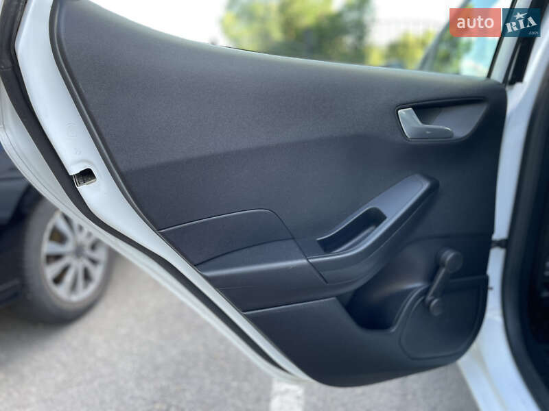 Хэтчбек Ford Fiesta 2018 в Запорожье