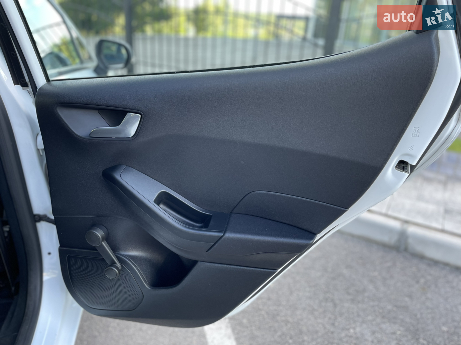 2018 Ford Fiesta - мініатюра 17