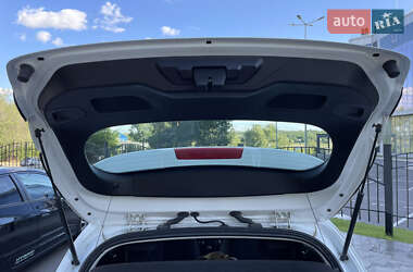 Хэтчбек Ford Fiesta 2018 в 