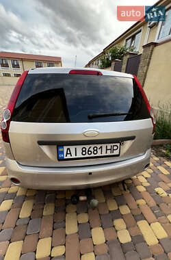 Хэтчбек Ford Fiesta 2008 в 