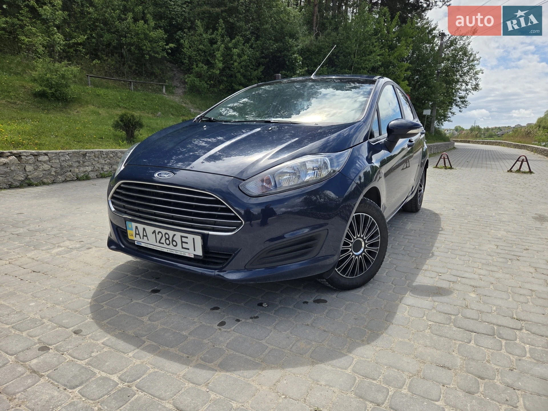 2013 Ford Fiesta - мініатюра 2