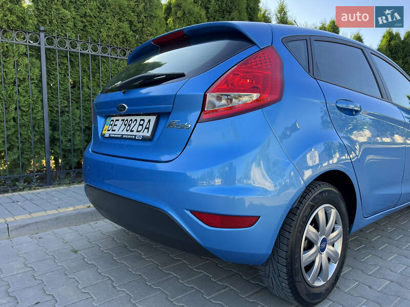 Хэтчбек Ford Fiesta 2012 в Одессе