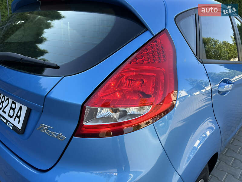 Хэтчбек Ford Fiesta 2012 в Одессе