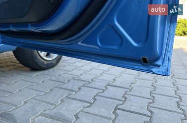 Хэтчбек Ford Fiesta 2012 в 