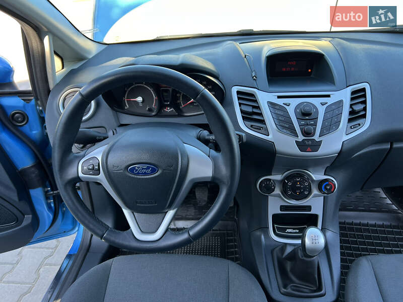 Хэтчбек Ford Fiesta 2012 в Одессе