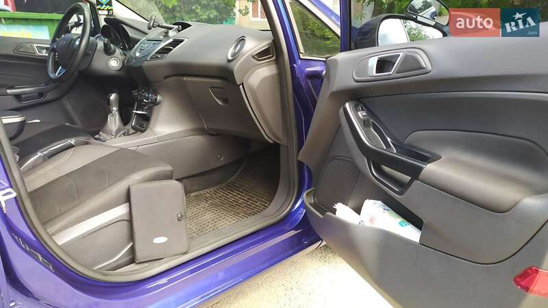 Хэтчбек Ford Fiesta 2016 в Харькове