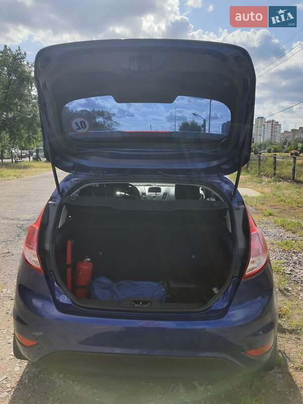 Хэтчбек Ford Fiesta 2013 в Киеве