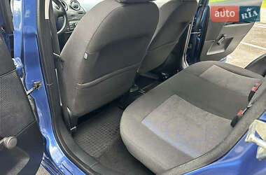Хэтчбек Ford Fiesta 2007 в 