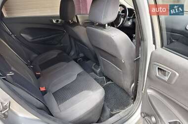 Хэтчбек Ford Fiesta 2012 в 