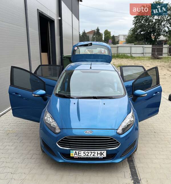 Хетчбек Ford Fiesta 2013 в Львові