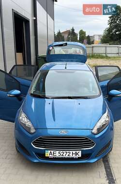 Хэтчбек Ford Fiesta 2013 в 