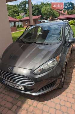 Хэтчбек Ford Fiesta 2018 в 