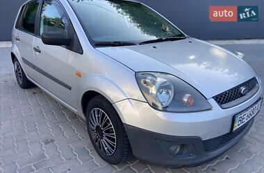 Хетчбек Ford Fiesta 2005 в Миколаєві