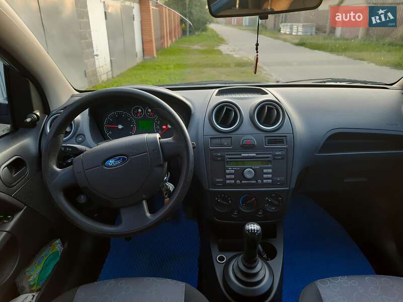 Хетчбек Ford Fiesta 2007 в Києві