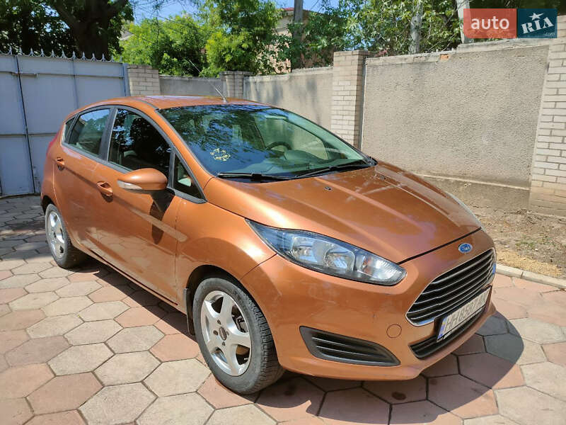Хетчбек Ford Fiesta 2013 в Ізмаїлі