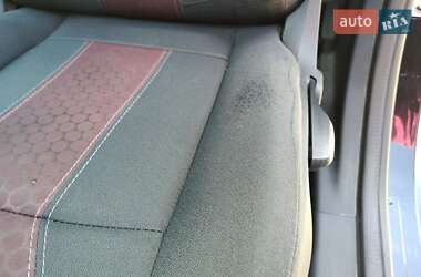 Хэтчбек Ford Fiesta 2011 в 