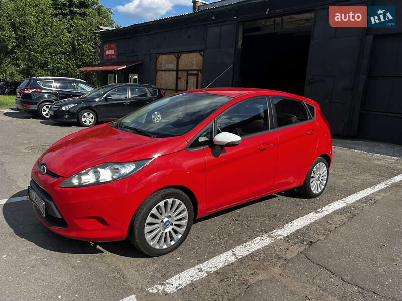 Хетчбек Ford Fiesta 2011 в Києві