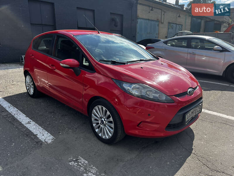 Хетчбек Ford Fiesta 2011 в Києві