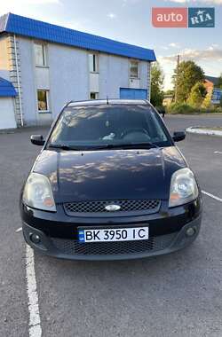 Хэтчбек Ford Fiesta 2008 в 