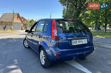 Хэтчбек Ford Fiesta 2007 в 