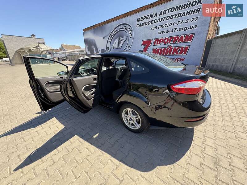 Седан Ford Fiesta 2019 в Хмельницком