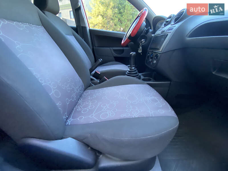 Хэтчбек Ford Fiesta 2008 в Хмельницком