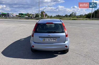 Хэтчбек Ford Fiesta 2006 в 