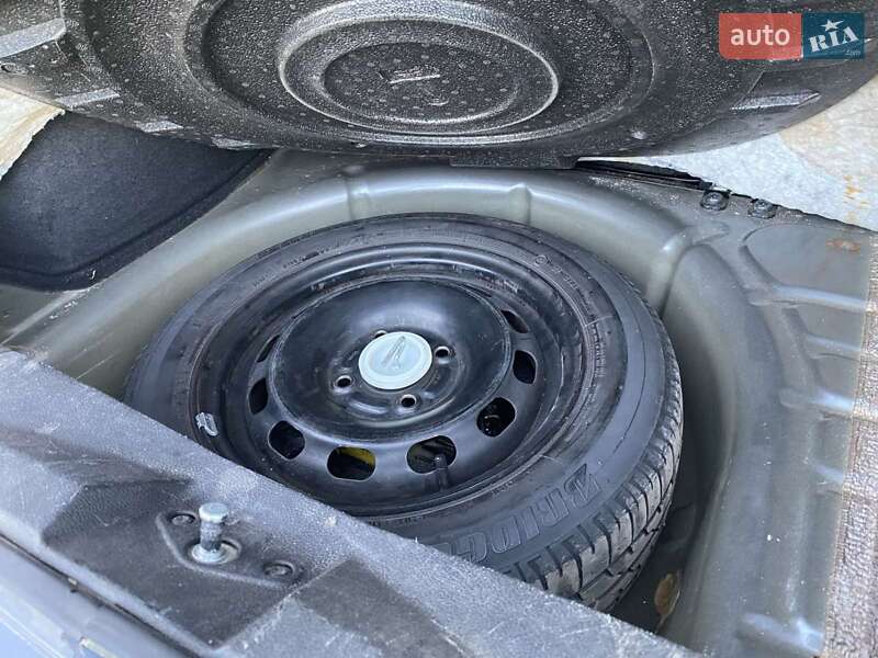 Хэтчбек Ford Fiesta 2008 в Луцке