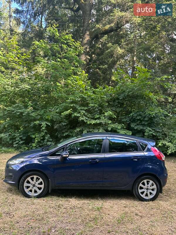 Хэтчбек Ford Fiesta 2012 в Киеве