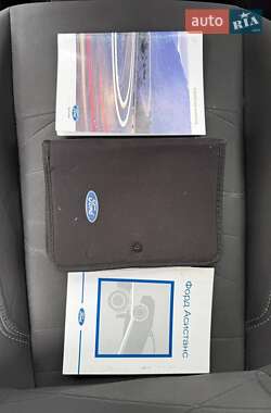 Хэтчбек Ford Fiesta 2015 в 